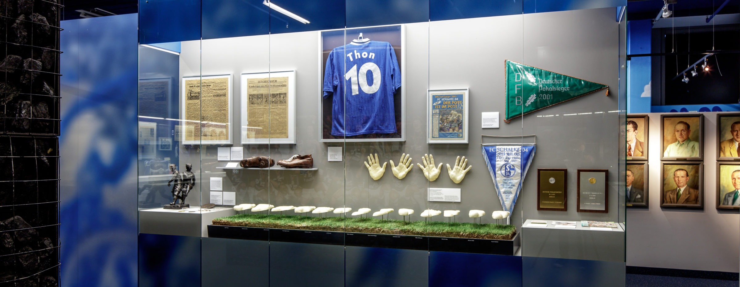 Museum mit Olaf Thon Trikot